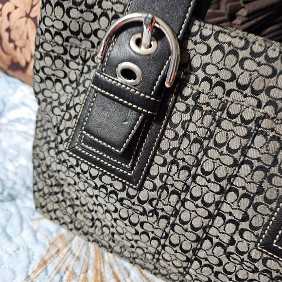 2008 Coach Y2K East West Soho Tote Purse Shoulder Bag in Signature Jacquard - Picture 2 of 10